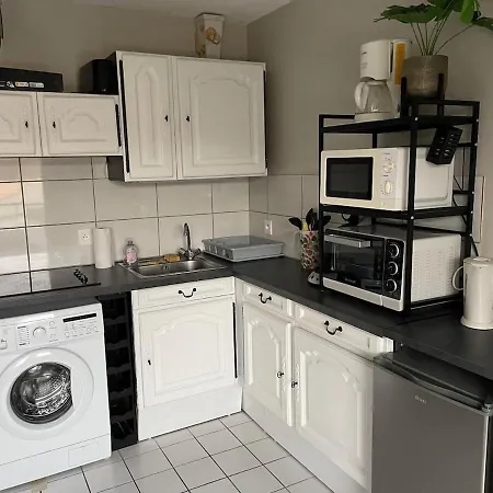 2 Flat Nearbeach 1 Bedroom, Pool, Golf * Pornic