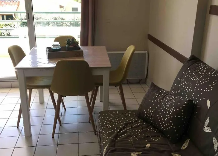 Apartment 2 Flat Nearbeach 1 Bedroom, Pool, Golf Pornic